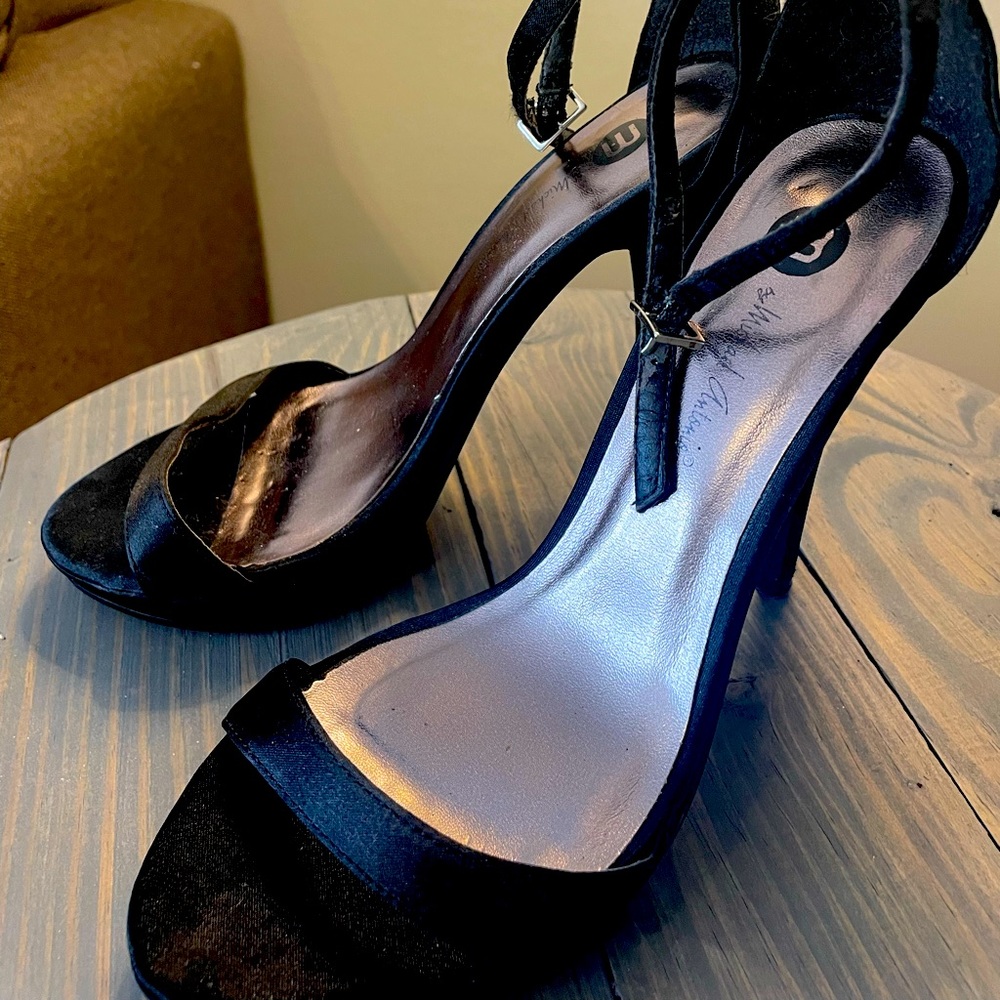 Black Michael Antonio Heels 5.5